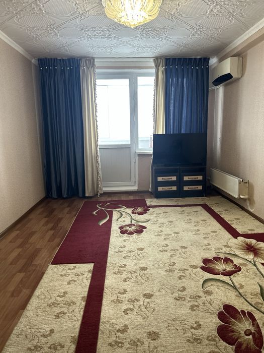 3 бөлмелі пәтер ұзақ мерзімге жалға беріледі