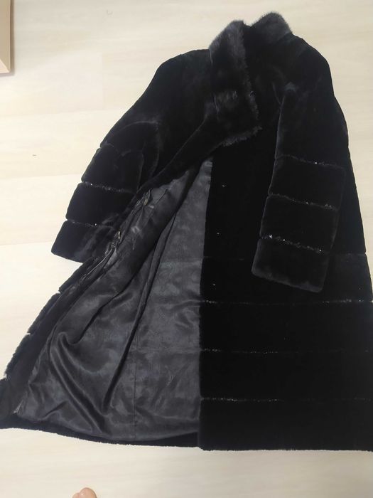 Продам шубу, мутон+ норка