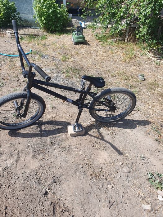 Трюковой велосипед  BMX