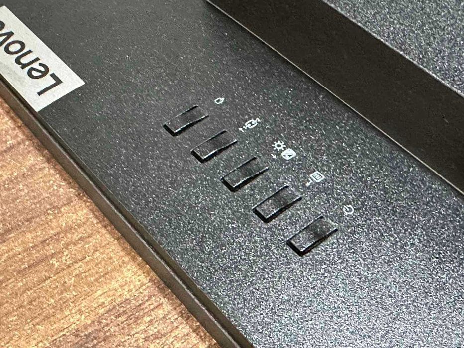 Продавам гейминг монитор Lenovo G24-20 23.8" 165Hz IPS