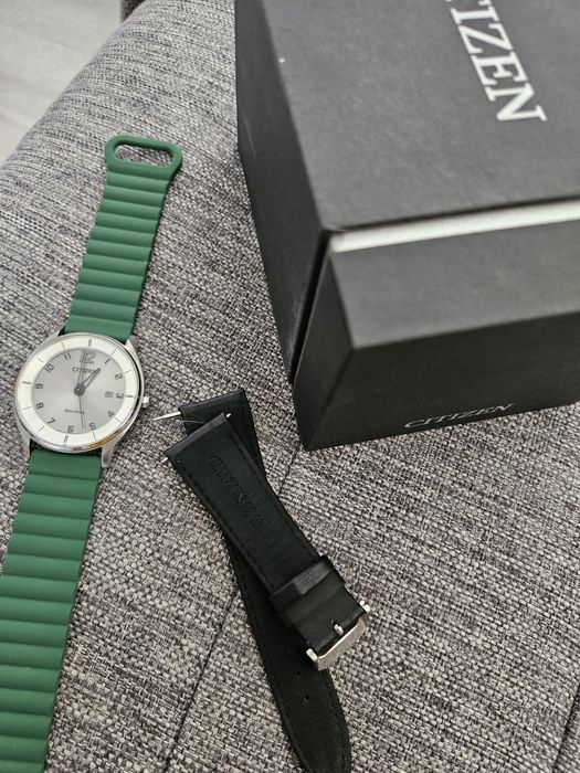 Citizen eco drive (panou solar) 1 curea cadou.