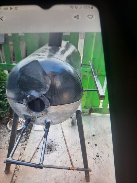 Gratar gradina pe roti