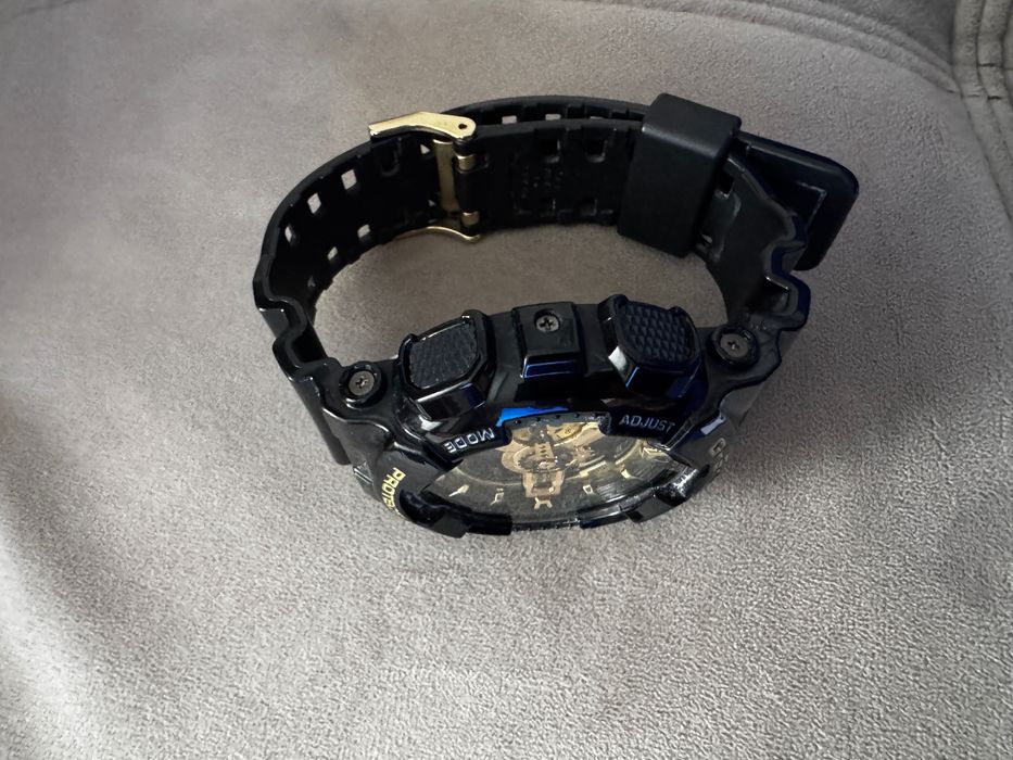 Часовник G-shock