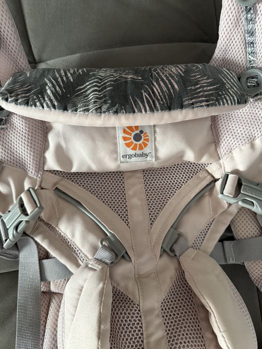 Ергономична раница Ergobaby Omni 360
