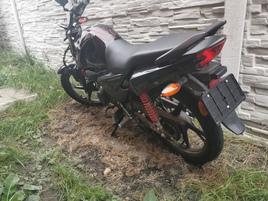 Honda CB125F 2024 avariat