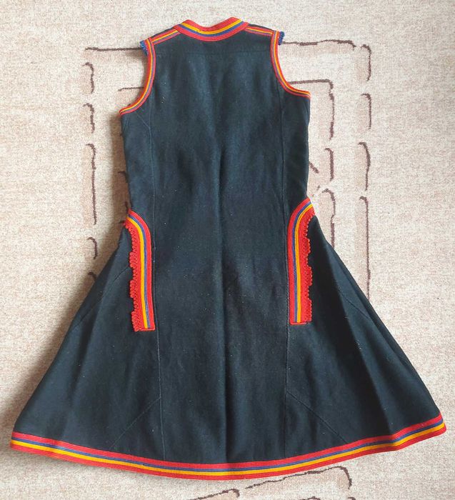 Автентична сукманена носия от Ловешко