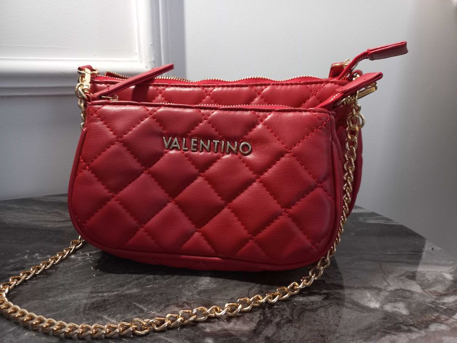 НОВА Дамска чанта Valentino