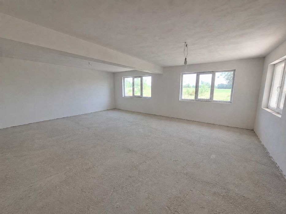 Casă P+E+M de vanzare – Suseni, Argeș