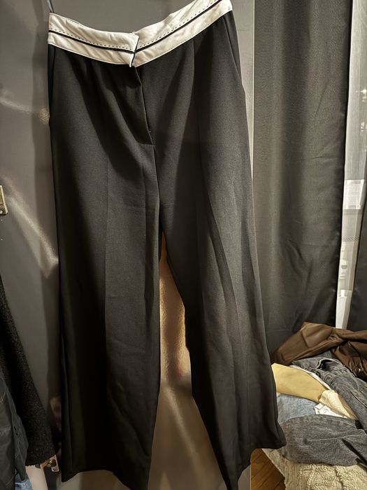 Клинове и панталони