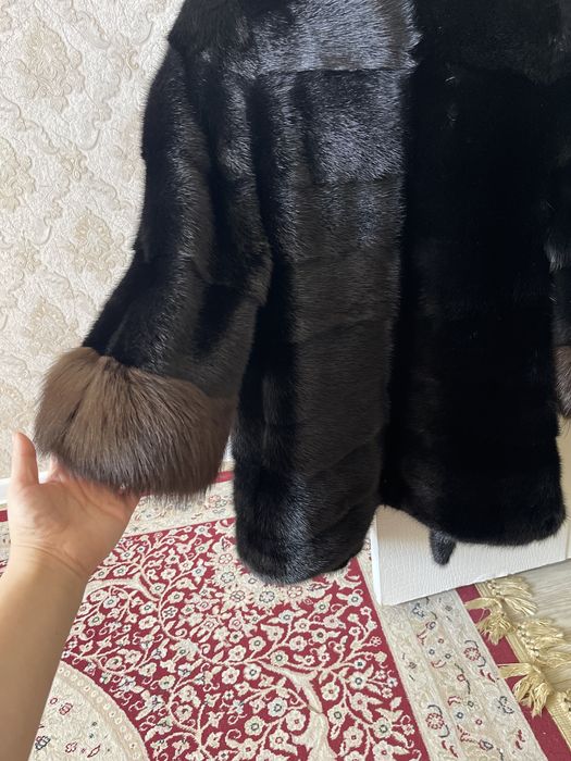 Продам норковую шубу