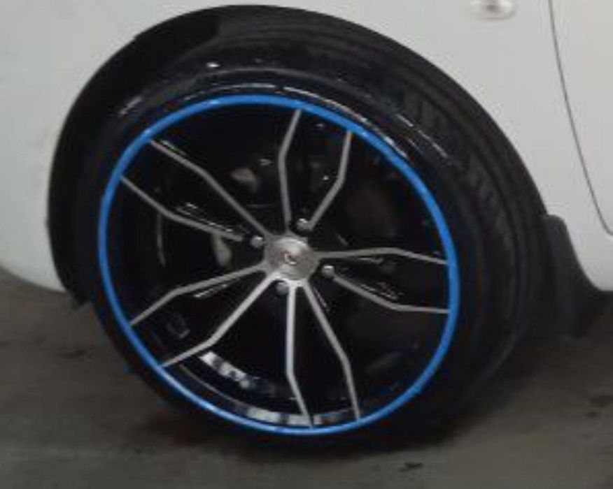 Holati yaxshi huddi yangidek