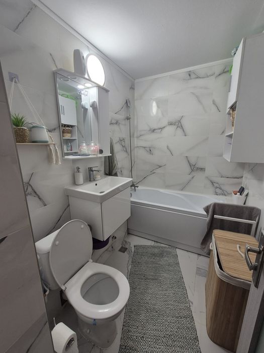 Vand apartament 2 camere, Trivale