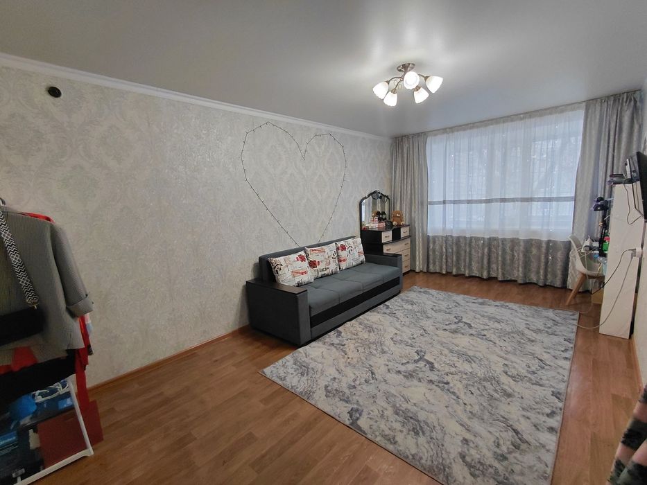 Продам 1 ком  квартиру