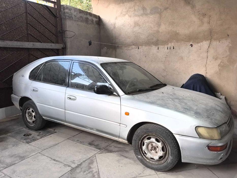 Тойота Королла 1996года