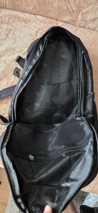 Ghiozdan Nike negru