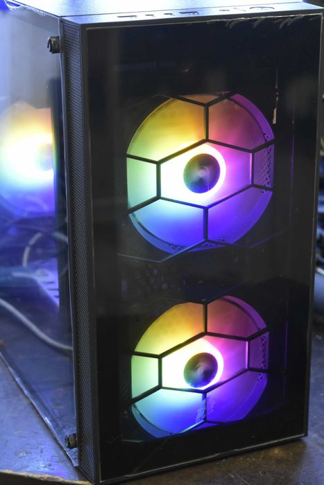 Компютърна кутия 1stPlayer Firebase X1 - чисто нова с три перки