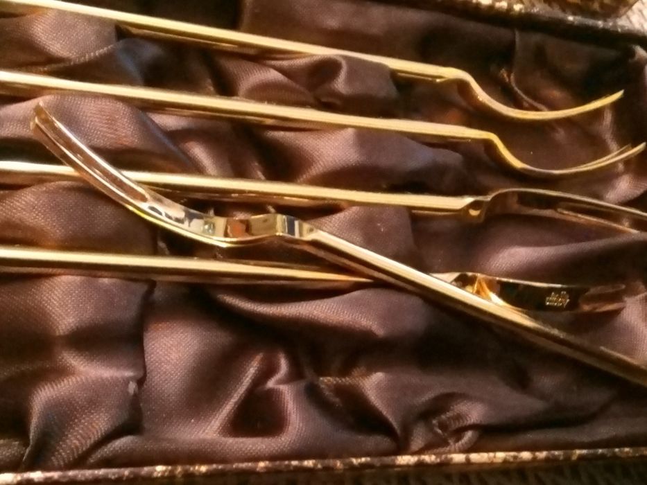 ADAM&EVE Японски позлатени вилици