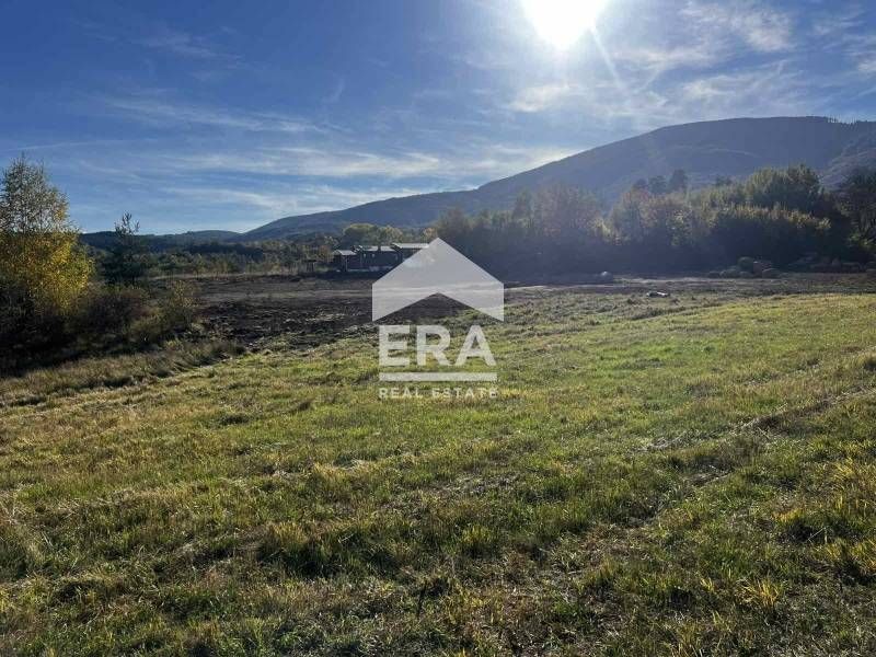 УПИ за жилищно стоителство  в с. Бистрица за проект за комплекс от лук