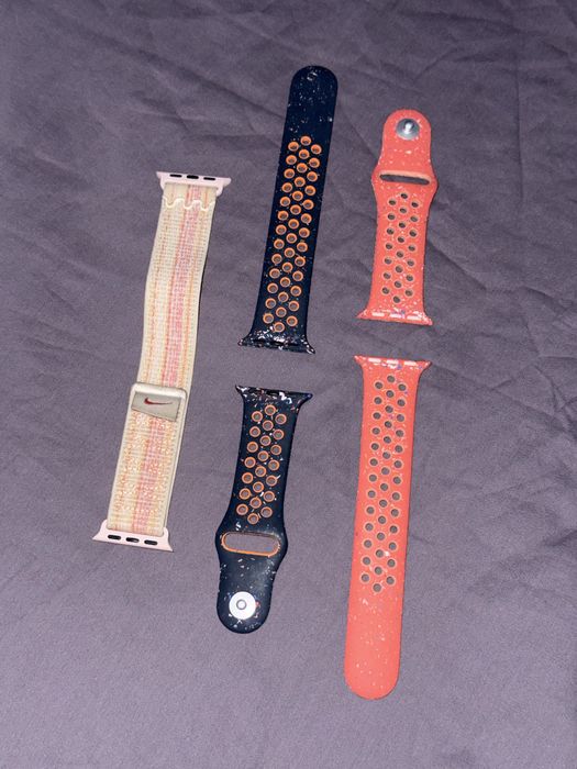 Apple Watch Series 6 40 mm Rose Gold + 5 ремешков