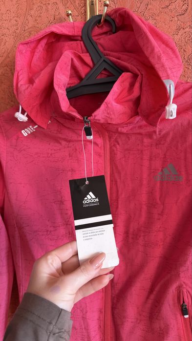 Продам платья в идельно состоянии