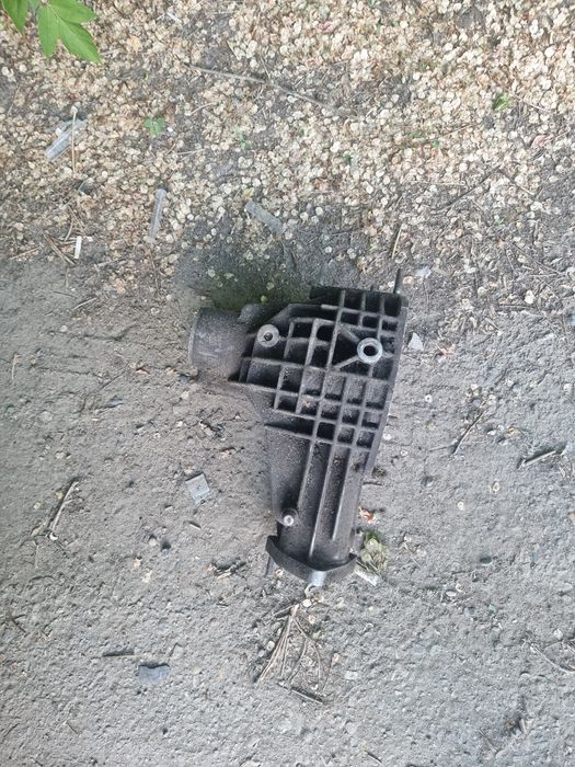 Корпус редуктора переднего моста нива