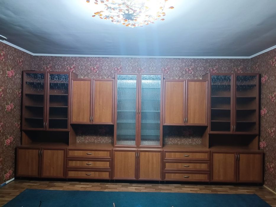 Шкаф для книг, посуды и других мелочей