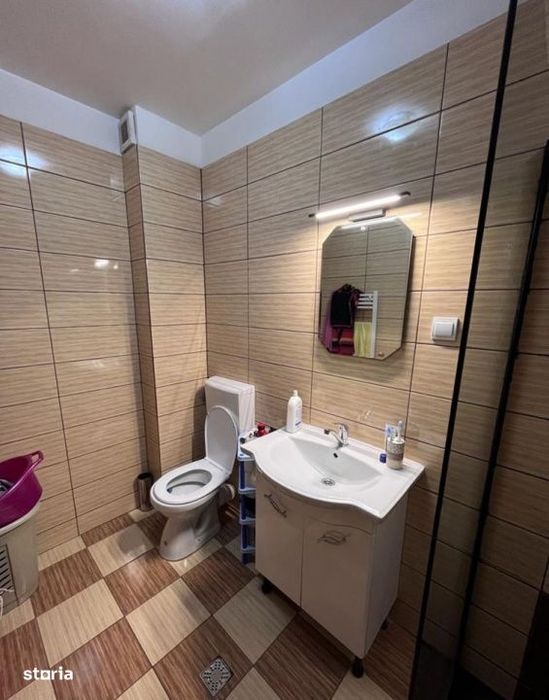 Apartament de o camera, 36 mp, parcare, zona Sesul de Sus