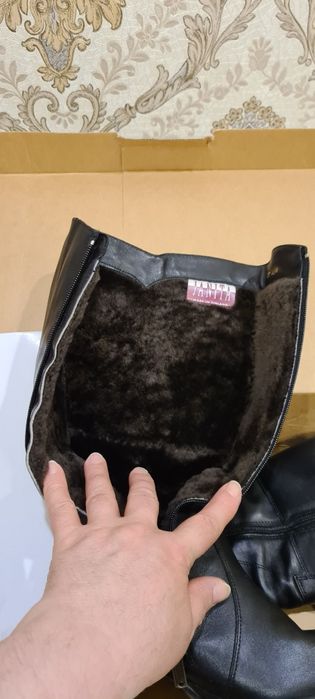 Продам зимние сапоги 37р.