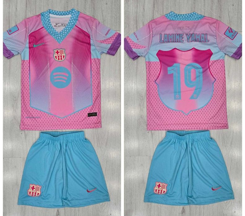 Футболни тениски