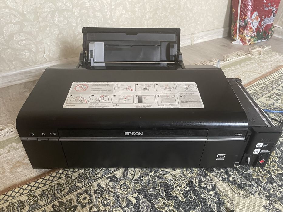 Принтер Epson L800 —