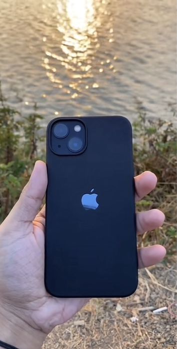 Айфон 13 с гарантией 128.