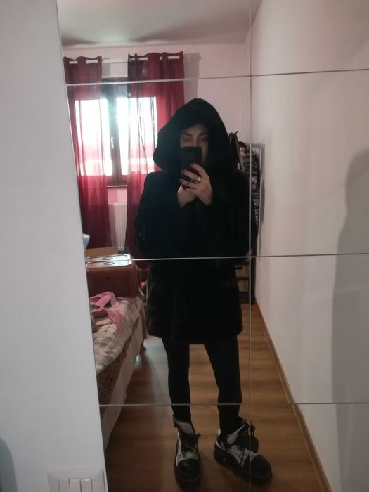 Blana artificiala neagra