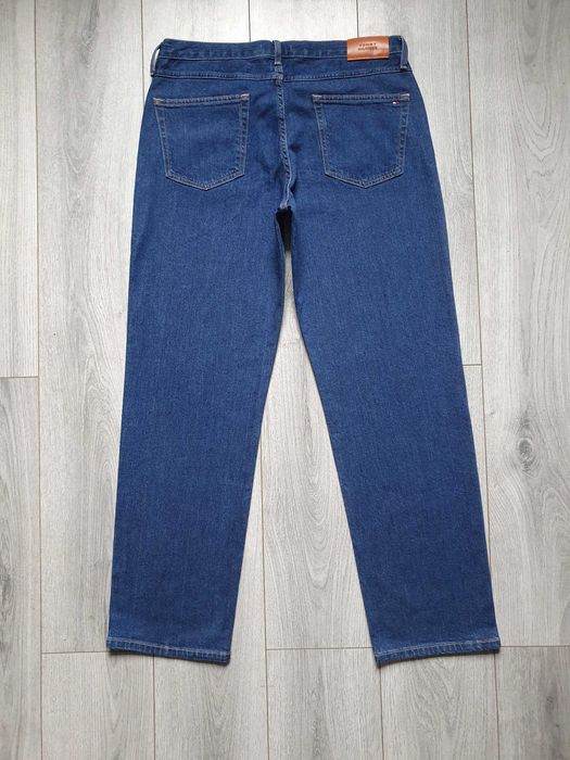 Blugi TOMMY HILFIGER "Classic Straight" - Marime W34 L32 (Talie 89 cm)
