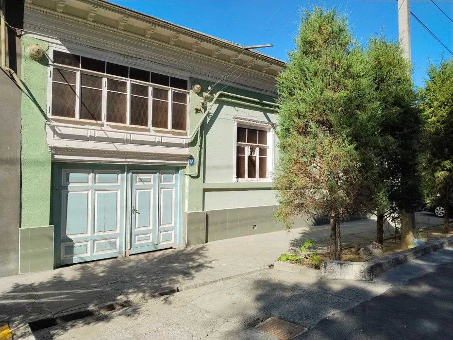 Uchastka sotiladi. Birlikda