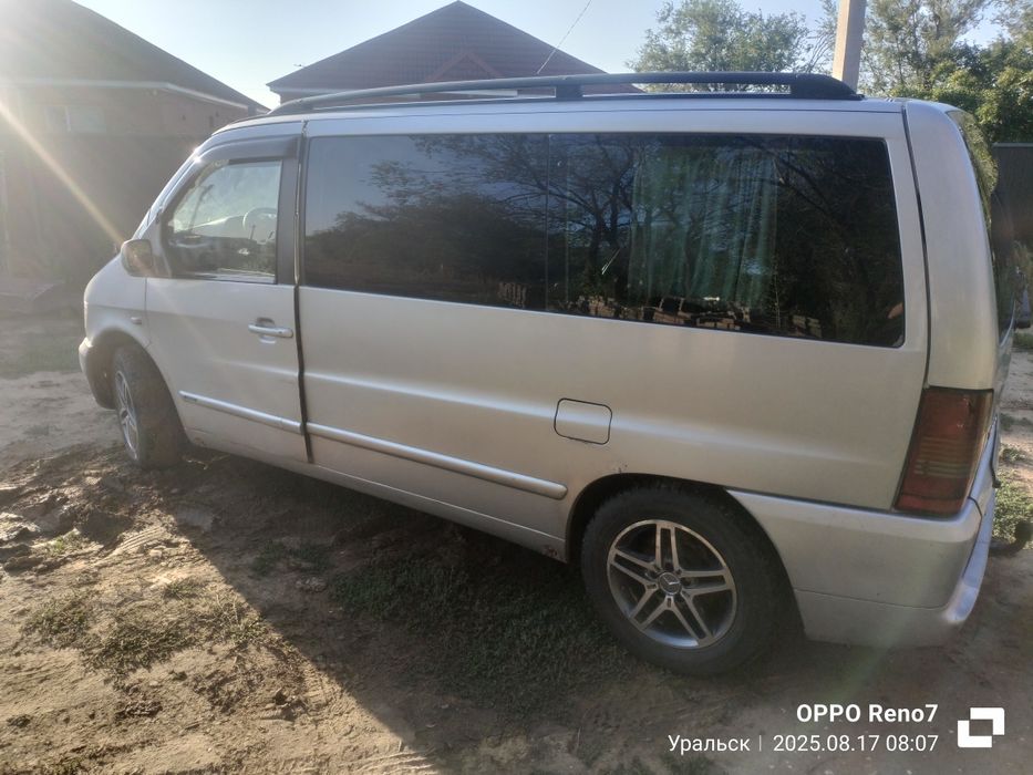 Мерседедес Вито 2002