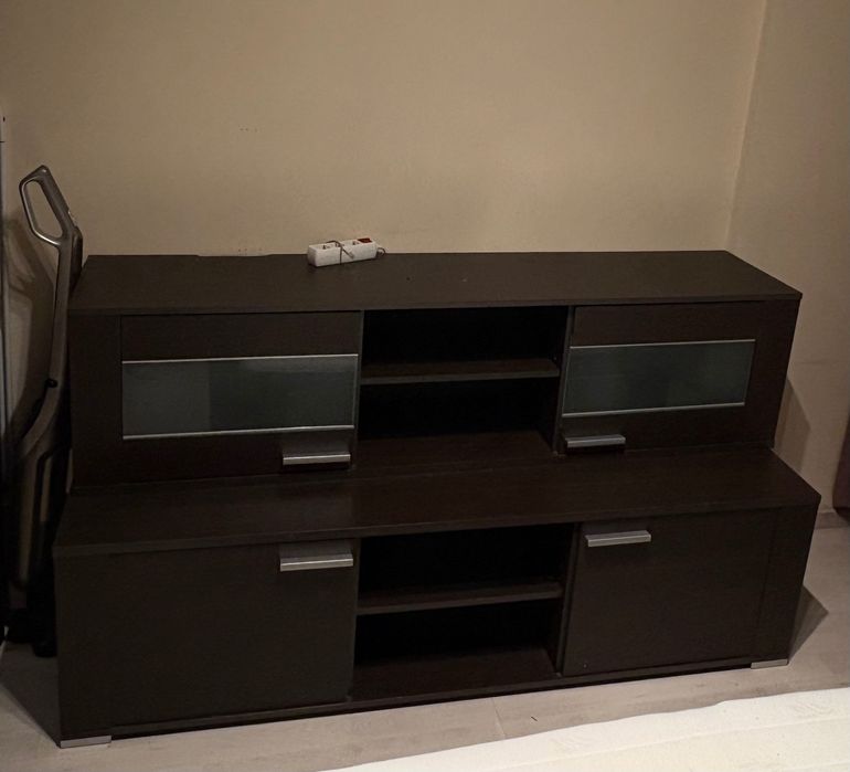 Комплект спалня с гардероб и шкафове