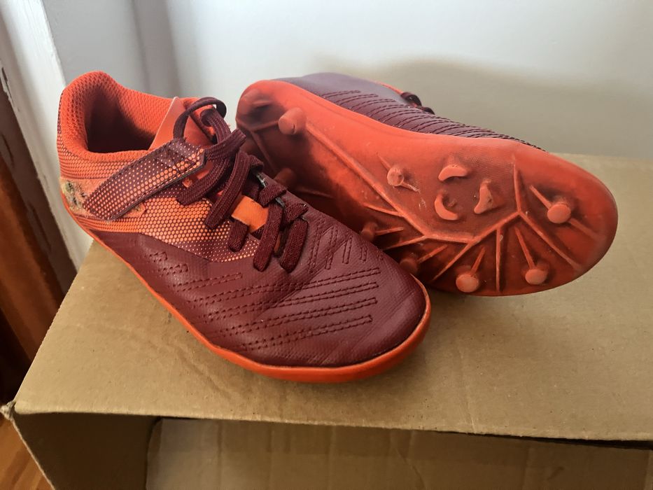 Adidasi fotbal crampoane