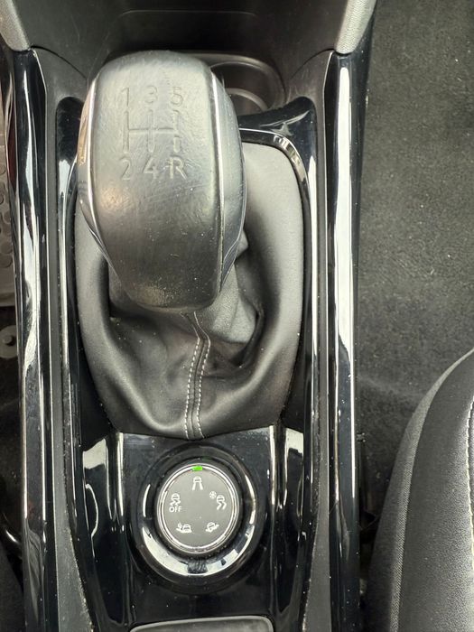 Peugeot 2008 1.2 benzina 110cp euro 6 consum,RCA,impozit mic RATE av 0