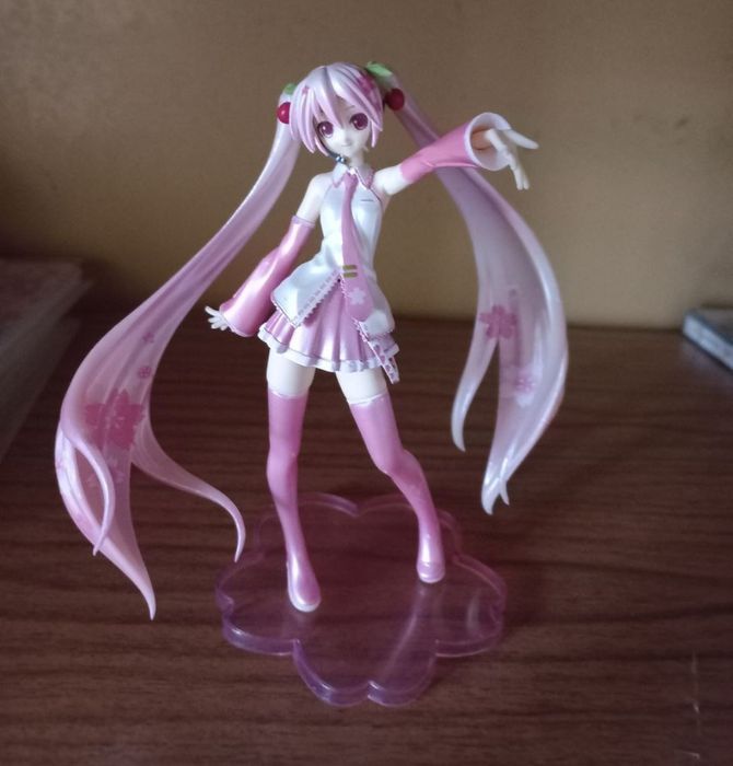 фигурка вокалоид хатсуне мику