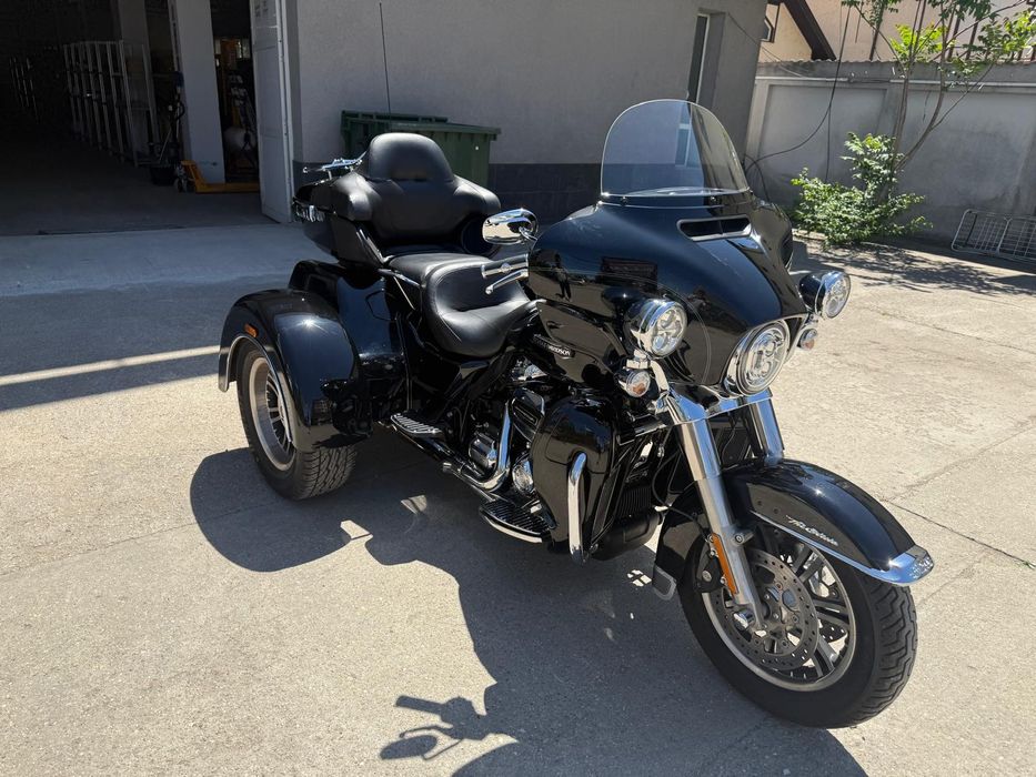 Vand Motociclu  HARLEY DAVIDSON L5e