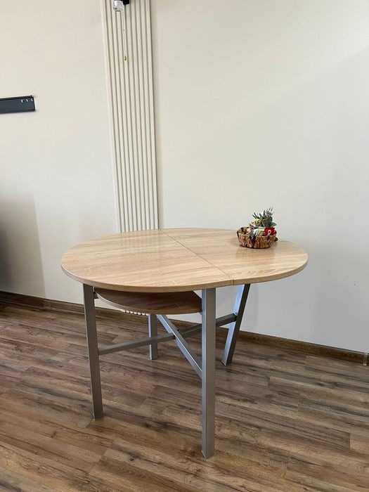 Продам комплект стол +4 стула