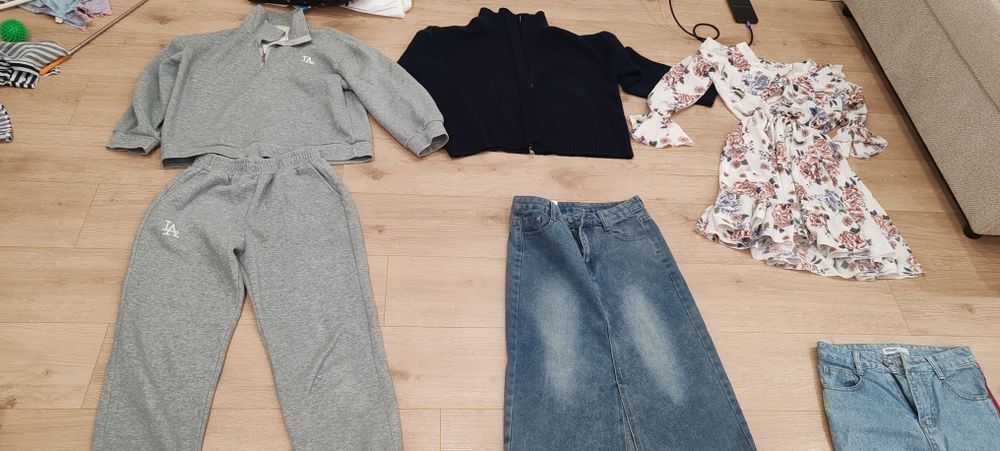 Продам За все 10000тг