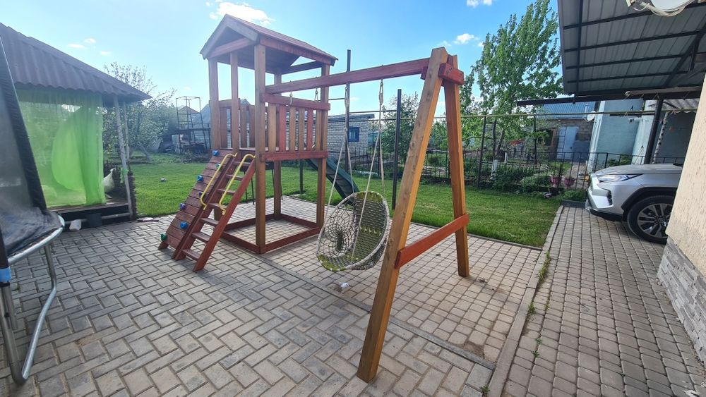 Детская площадка