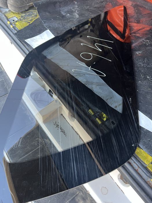 Форточка собачника левая