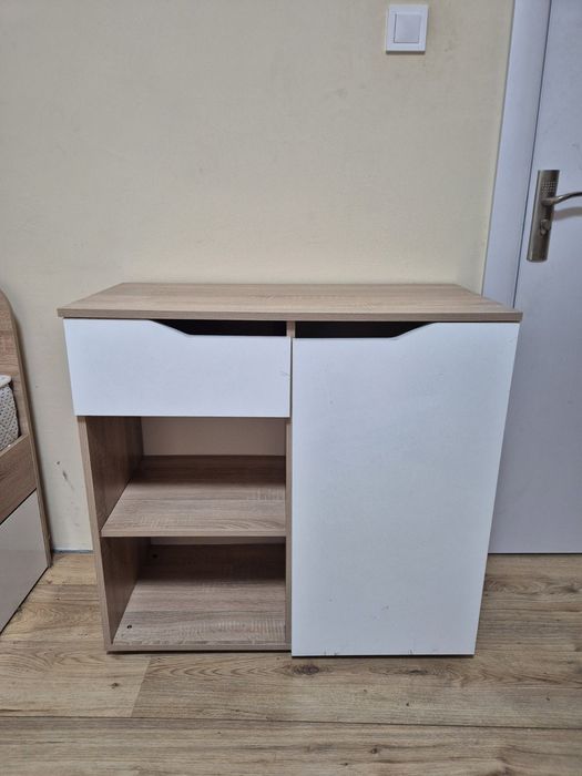 Мебели обзавеждане за стая