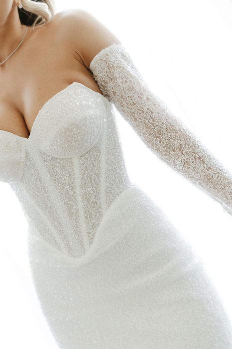 Vand /inchiriez rochie de mireasa creatie Eva Wedding