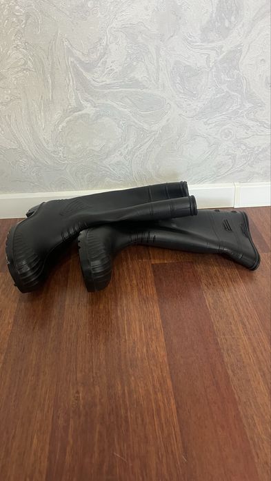 Резиновая сопоги