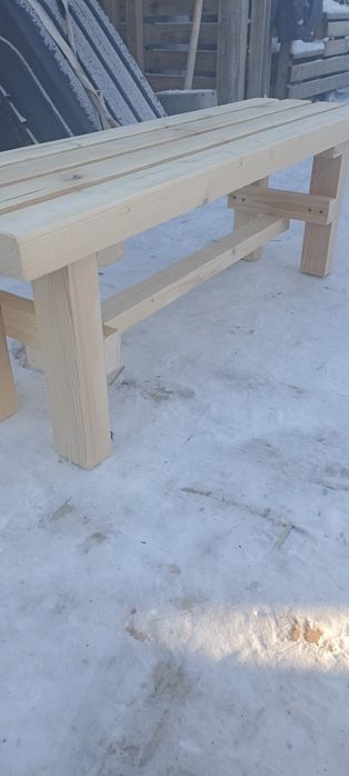 Лавочка деревянная