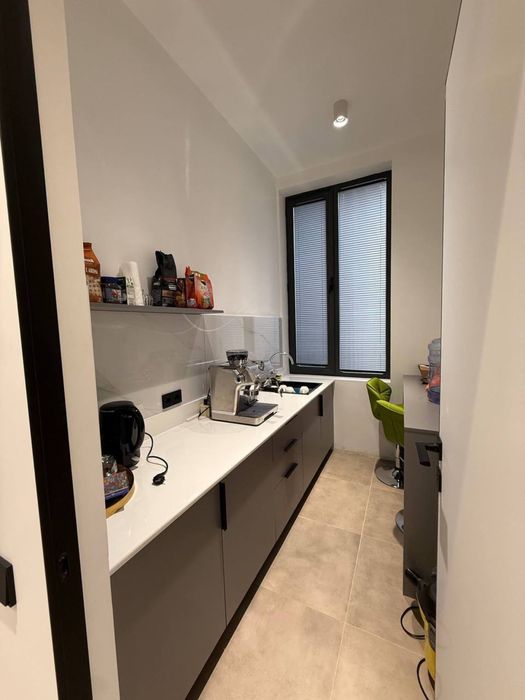 Аренда евро офис с мебелью в Бизнес Центре | на ул.Шота руставели