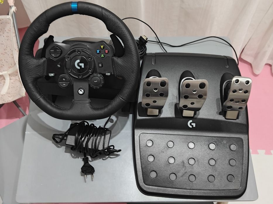 Volan Logitech g923  TRUEFORCE